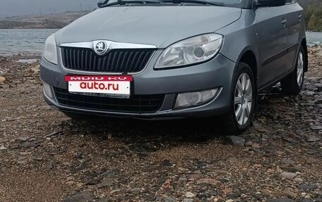 Skoda Fabia II, 2011 год, 470 000 рублей, 3 фотография