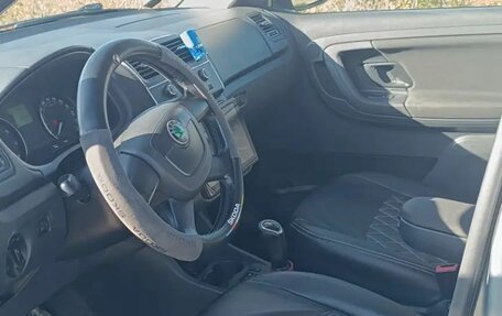 Skoda Fabia II, 2011 год, 470 000 рублей, 12 фотография