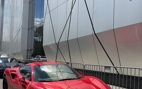 Ferrari F8, 2021 год, 21 500 000 рублей, 12 фотография