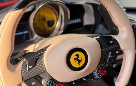 Ferrari F8, 2021 год, 21 500 000 рублей, 17 фотография