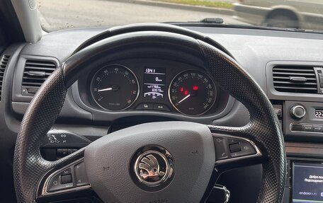 Skoda Fabia II, 2011 год, 900 000 рублей, 12 фотография