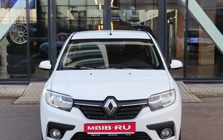 Renault Logan II, 2019 год, 905 000 рублей, 2 фотография