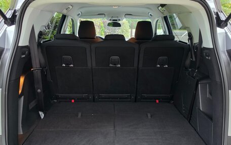 Peugeot 5008 II, 2019 год, 1 745 000 рублей, 21 фотография
