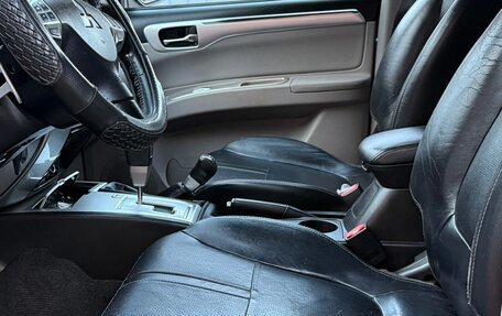 Mitsubishi Pajero Sport II рестайлинг, 2013 год, 2 050 000 рублей, 10 фотография