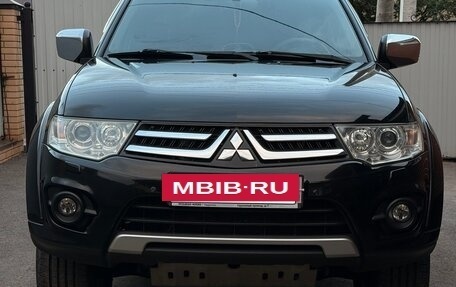 Mitsubishi Pajero Sport II рестайлинг, 2013 год, 2 050 000 рублей, 2 фотография