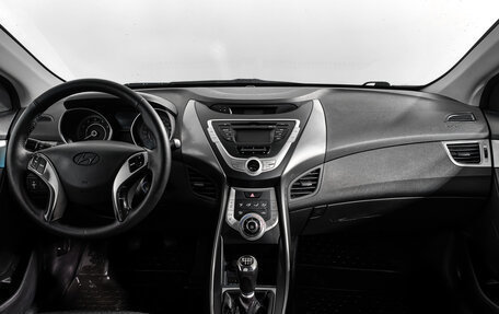 Hyundai Elantra V, 2011 год, 725 000 рублей, 14 фотография