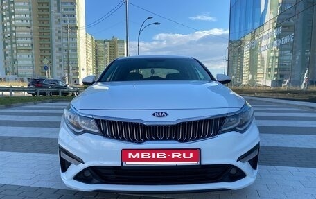 KIA Optima IV, 2019 год, 1 350 000 рублей, 2 фотография