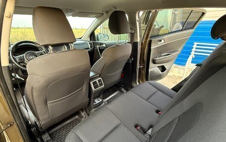 KIA Sportage IV рестайлинг, 2016 год, 1 800 000 рублей, 9 фотография
