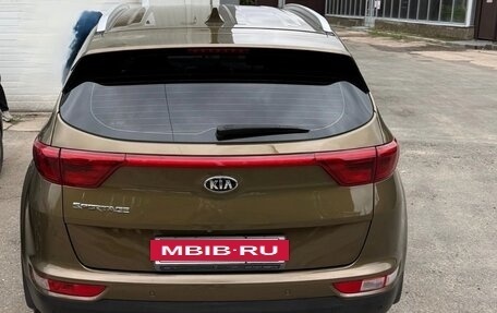 KIA Sportage IV рестайлинг, 2016 год, 1 800 000 рублей, 3 фотография
