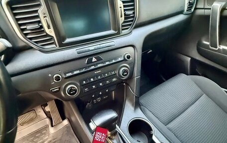 KIA Sportage IV рестайлинг, 2016 год, 1 800 000 рублей, 5 фотография