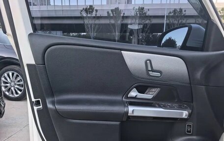 Mercedes-Benz GLB, 2022 год, 2 245 000 рублей, 5 фотография