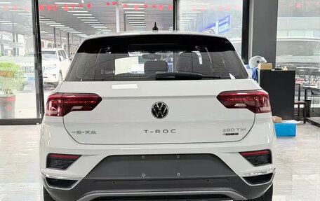 Volkswagen T-Roc I, 2021 год, 1 300 020 рублей, 4 фотография