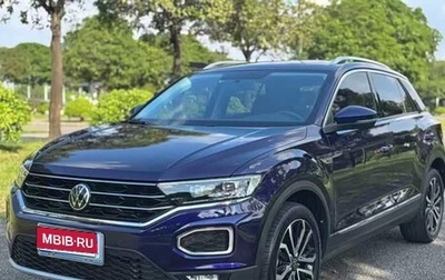 Volkswagen T-Roc I, 2022 год, 1 509 999 рублей, 1 фотография