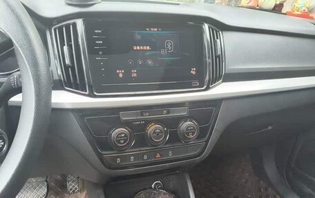 Skoda Kamiq I, 2022 год, 1 375 000 рублей, 10 фотография