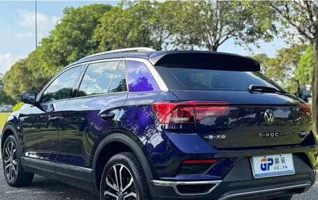 Volkswagen T-Roc I, 2022 год, 1 509 999 рублей, 6 фотография
