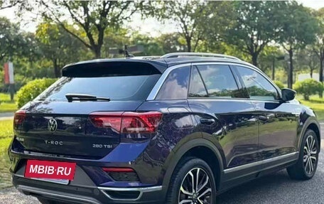 Volkswagen T-Roc I, 2022 год, 1 509 999 рублей, 4 фотография