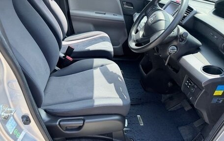 Honda Freed I, 2010 год, 648 008 рублей, 6 фотография