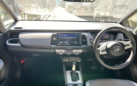 Honda Fit, 2023 год, 968 000 рублей, 10 фотография