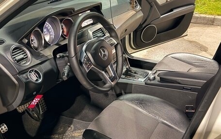 Mercedes-Benz C-Класс, 2012 год, 1 200 000 рублей, 15 фотография