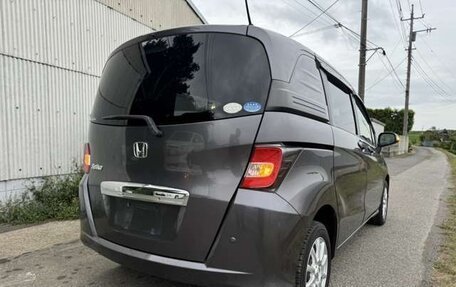 Honda Freed I, 2016 год, 912 000 рублей, 5 фотография