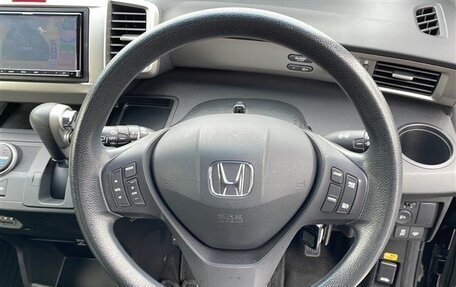 Honda Freed I, 2016 год, 912 000 рублей, 12 фотография