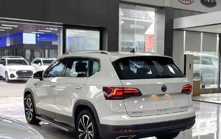 Volkswagen Tharu, 2023 год, 1 950 000 рублей, 4 фотография