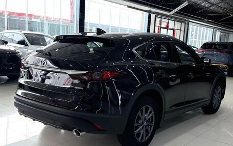 Mazda CX-4, 2023 год, 2 360 000 рублей, 4 фотография