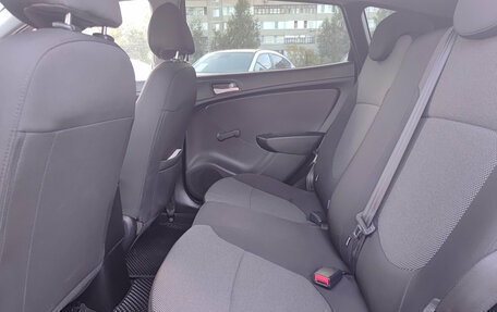 Hyundai Solaris II рестайлинг, 2013 год, 765 000 рублей, 15 фотография