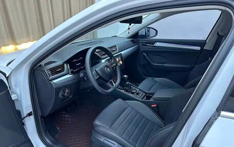 Skoda Superb III рестайлинг, 2023 год, 1 730 000 рублей, 8 фотография