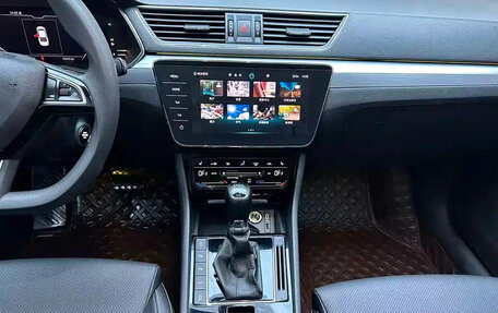 Skoda Superb III рестайлинг, 2023 год, 1 730 000 рублей, 11 фотография