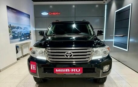 Toyota Land Cruiser 200, 2012 год, 3 590 000 рублей, 2 фотография