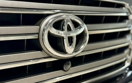 Toyota Land Cruiser 200, 2012 год, 3 590 000 рублей, 11 фотография