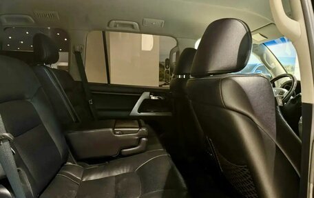 Toyota Land Cruiser 200, 2012 год, 3 590 000 рублей, 29 фотография