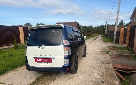 Toyota Voxy II, 2002 год, 420 000 рублей, 4 фотография
