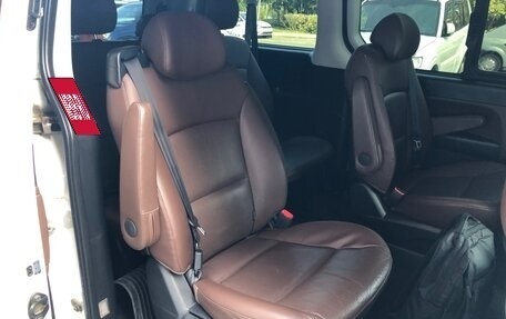 Hyundai Grand Starex Grand Starex I рестайлинг 2, 2019 год, 3 500 000 рублей, 5 фотография