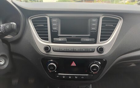 Hyundai Solaris II рестайлинг, 2019 год, 1 190 000 рублей, 15 фотография