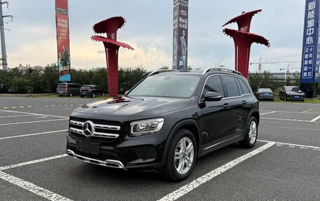 Mercedes-Benz GLB, 2023 год, 2 390 888 рублей, 1 фотография