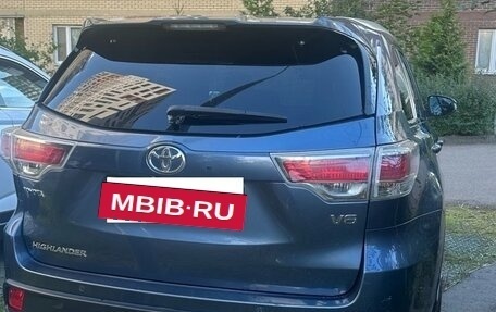 Toyota Highlander III, 2014 год, 2 500 000 рублей, 2 фотография