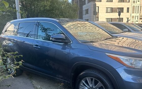 Toyota Highlander III, 2014 год, 2 500 000 рублей, 6 фотография