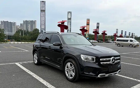 Mercedes-Benz GLB, 2023 год, 2 390 888 рублей, 3 фотография