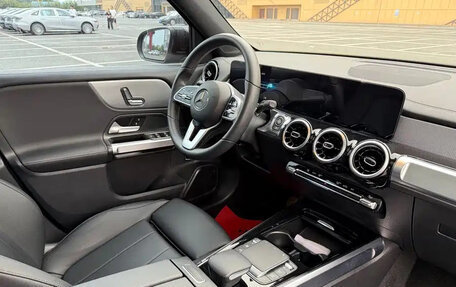 Mercedes-Benz GLB, 2023 год, 2 390 888 рублей, 12 фотография