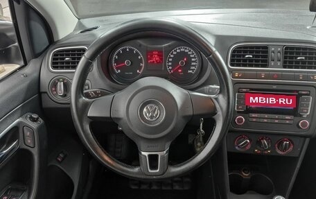Volkswagen Polo VI (EU Market), 2011 год, 659 000 рублей, 17 фотография