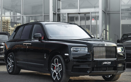 Rolls-Royce Cullinan, 2021 год, 36 500 000 рублей, 3 фотография