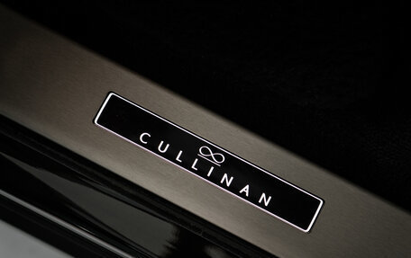 Rolls-Royce Cullinan, 2021 год, 36 500 000 рублей, 38 фотография