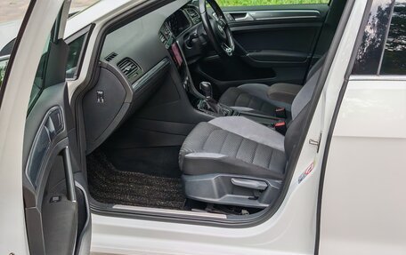 Volkswagen Golf VII, 2017 год, 1 270 000 рублей, 13 фотография