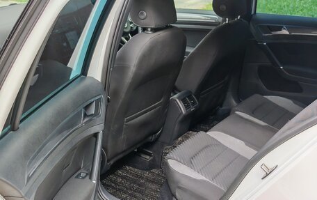 Volkswagen Golf VII, 2017 год, 1 270 000 рублей, 15 фотография