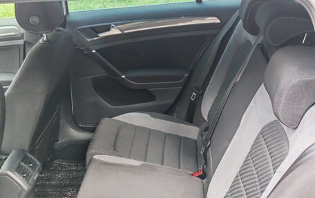 Volkswagen Golf VII, 2017 год, 1 270 000 рублей, 16 фотография