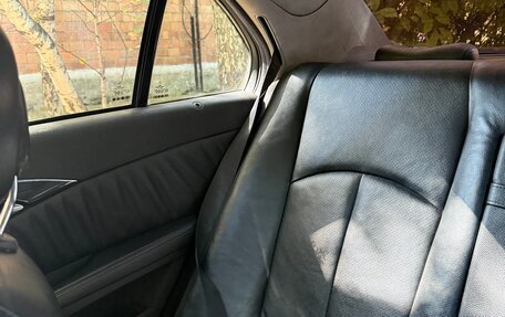 Mercedes-Benz E-Класс, 2003 год, 780 000 рублей, 6 фотография