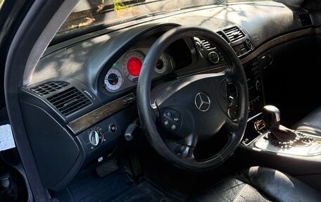 Mercedes-Benz E-Класс, 2003 год, 780 000 рублей, 5 фотография