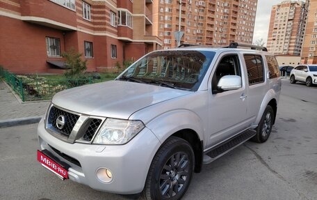 Nissan Pathfinder, 2010 год, 1 585 000 рублей, 4 фотография